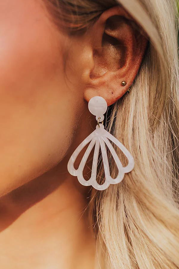 Happy Season Shell Shape Earrings