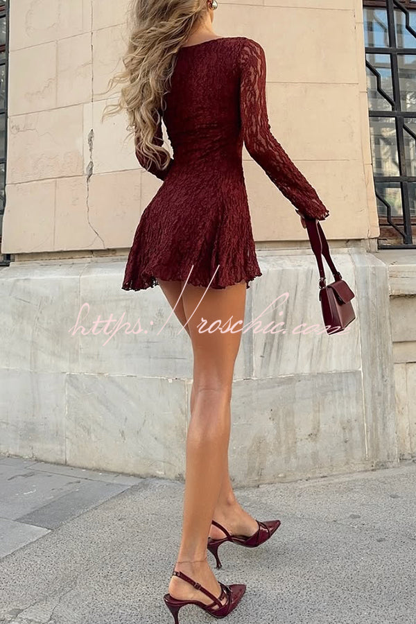 Fashionable Lace Long-sleeved V-neck Slim-fit Mini Dress
