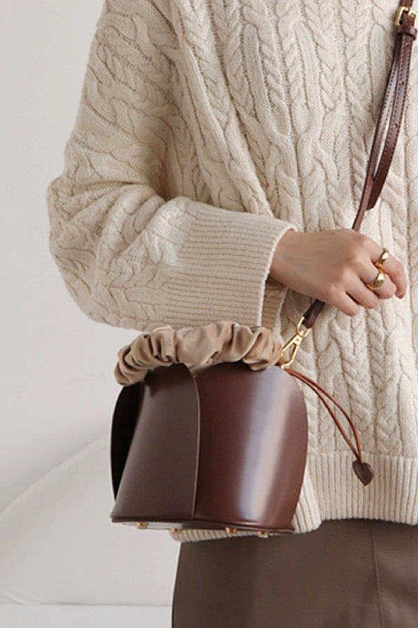 Luxury Petal-shaped Bucket Bag