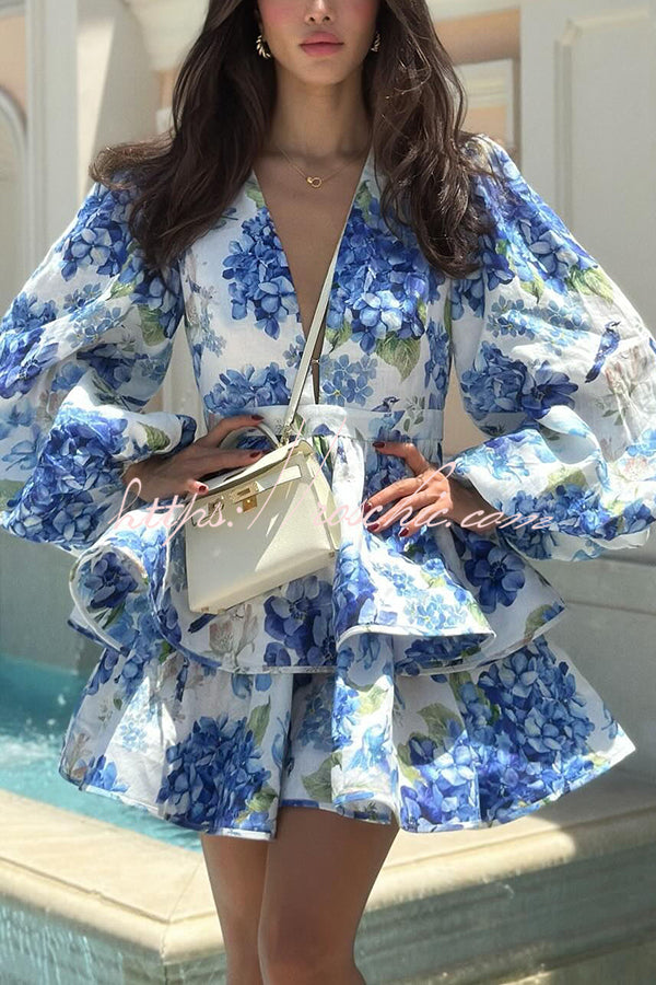 Feminine and Sexy Floral Print Deep V-neck Balloon Sleeve Tiered Mini Dress