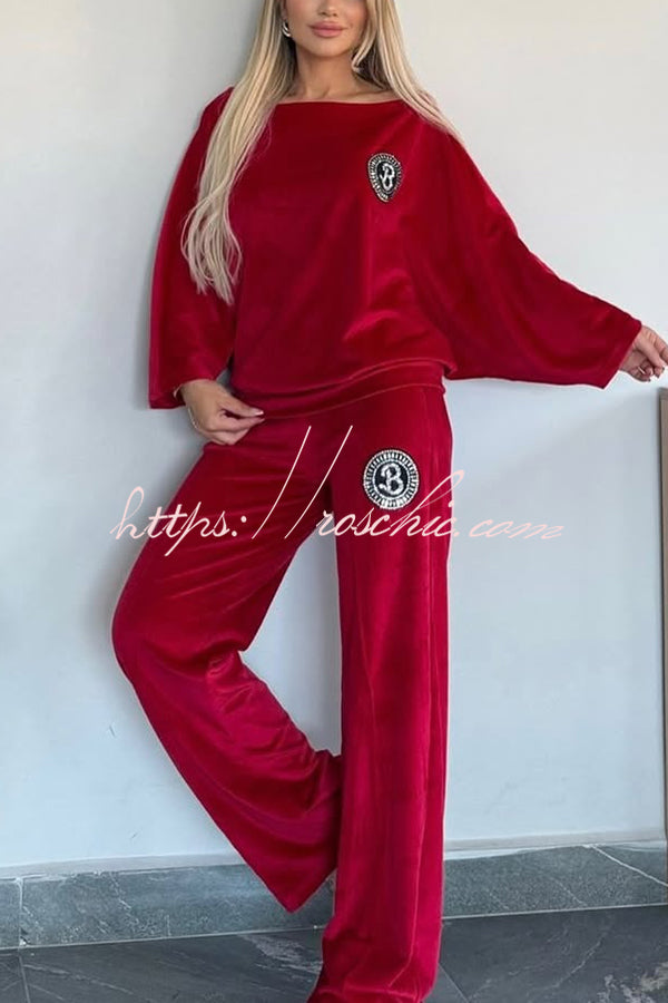 Solid Color Velvet Round Neck Bat Sleeve Casual Top and Elastic Waist Loose Pocket Pants Set