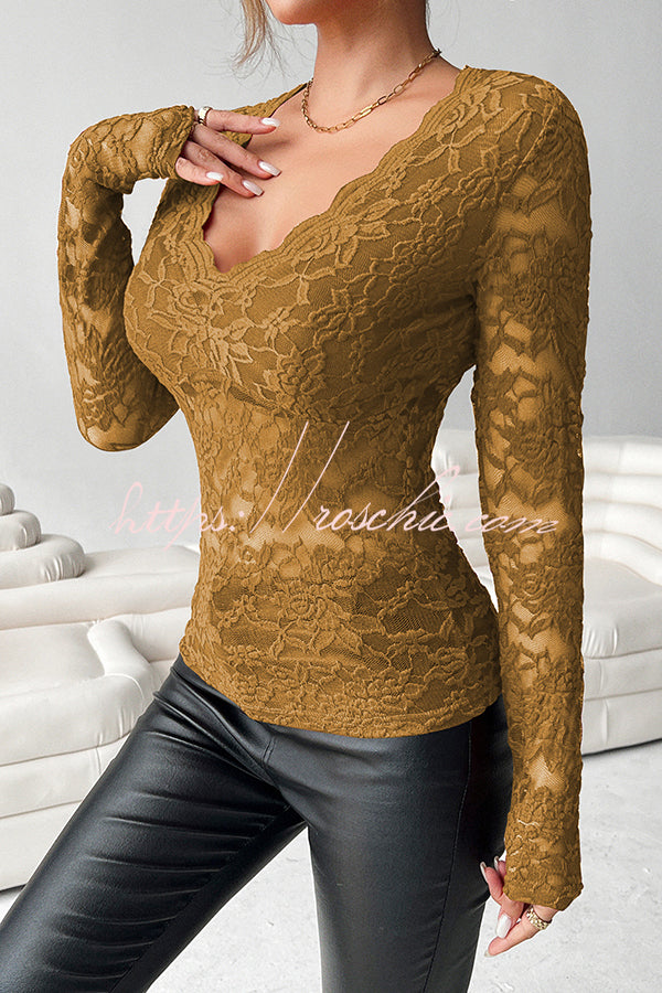 Solid Color Lace V-neck Long-sleeved Slim-fit Top