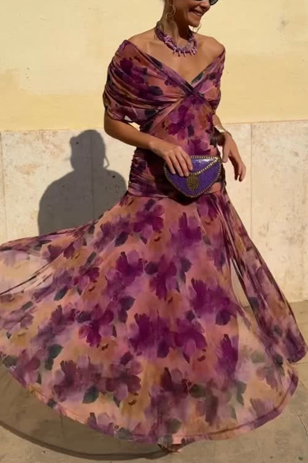 Unique Printed V-Neck Waisted Mesh Holiday Maxi Dress