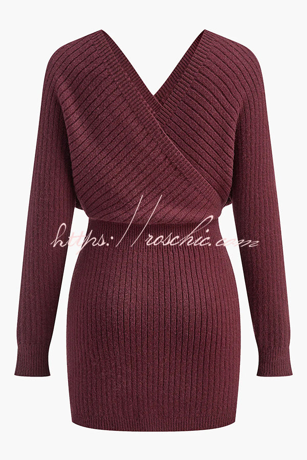 Solid Color Crossover V-neck Long-sleeved Fitted Waist Knit Mini Dress