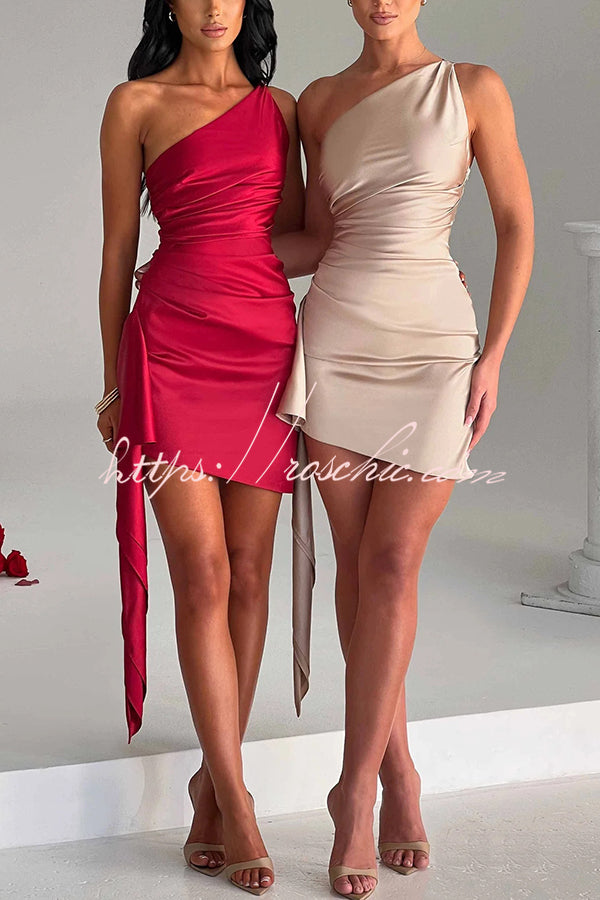 Sexy Slim Fit Backless One-shoulder Satin Mini Dress