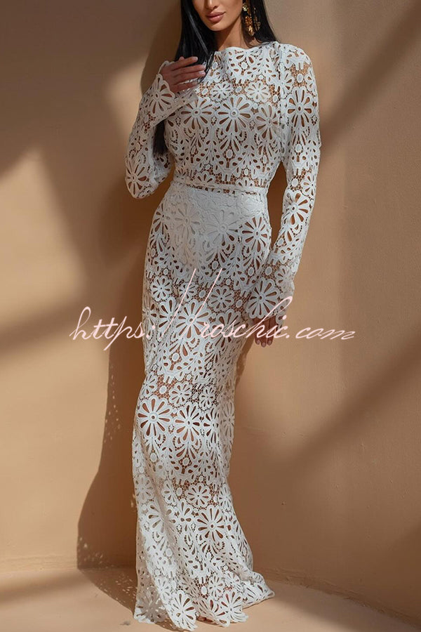 Ocean Breeze Crochet Lace Floral Pattern Backless Tie-up Vacation Maxi Dress