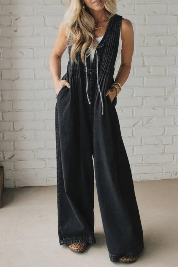 Fashionable and Casual Sleeveless V-neck Lace-up Loose Pocket Jumpsuit