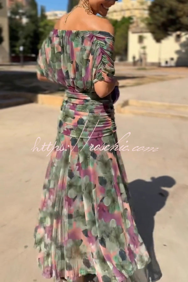 Unique Printed V-Neck Waisted Mesh Holiday Maxi Dress