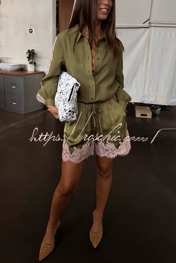 Eye-catching Work Contrast Color Satin Lace Trim Elastic Waist Pocket Shorts