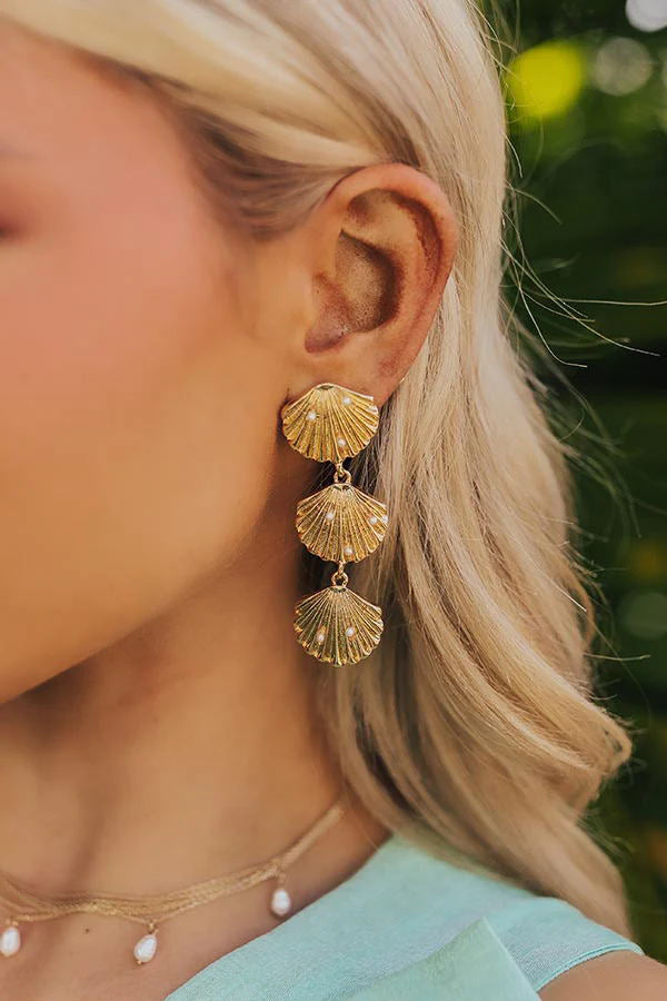 Chic Gold Shell Earrings