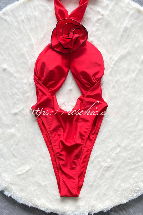 Halterneck Hollow Three Dimensional Flower Bikini