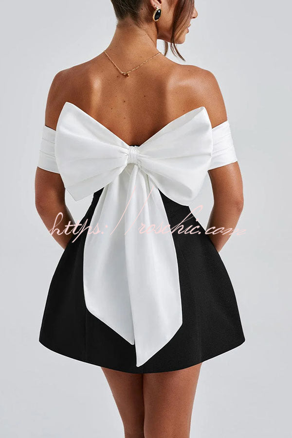 Sexy Contrast Off-the-shoulder Bow-embellished Mini Dress