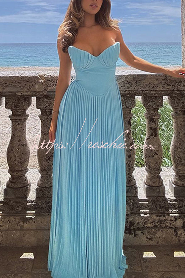 Romantic and Elegant Pleated Strapless Maxi Dress