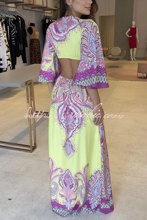 Stand Out and Shine Palace Style Print Bell Sleeve Backless Vacation Maxi Dress