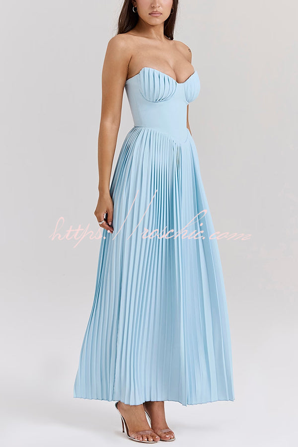 Romantic and Elegant Pleated Strapless Maxi Dress