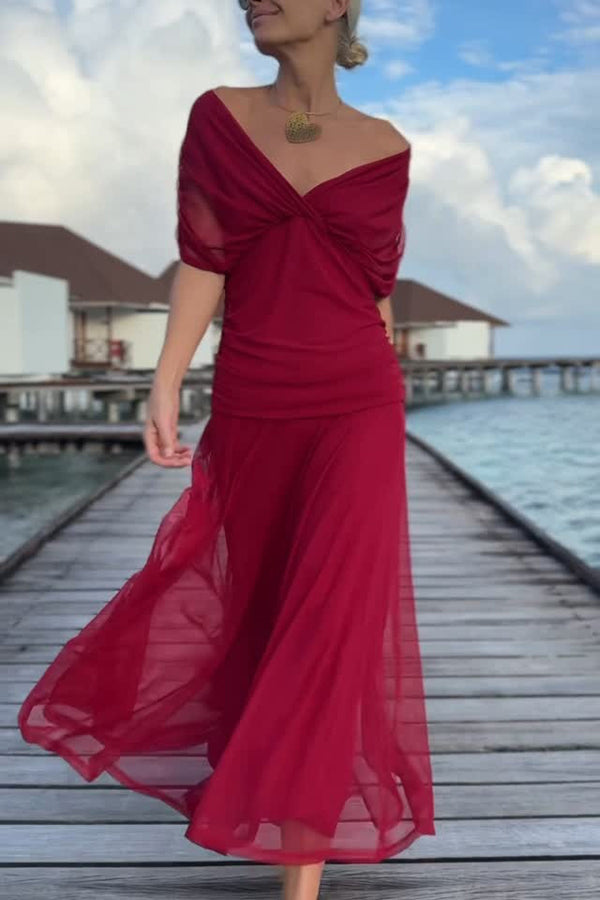 Unique Printed V-Neck Waisted Mesh Holiday Maxi Dress