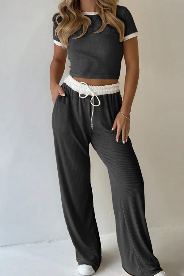 Fashionable Round Neck Short-sleeved Top and Elastic Waist Pocket Casual Straight Pants Set