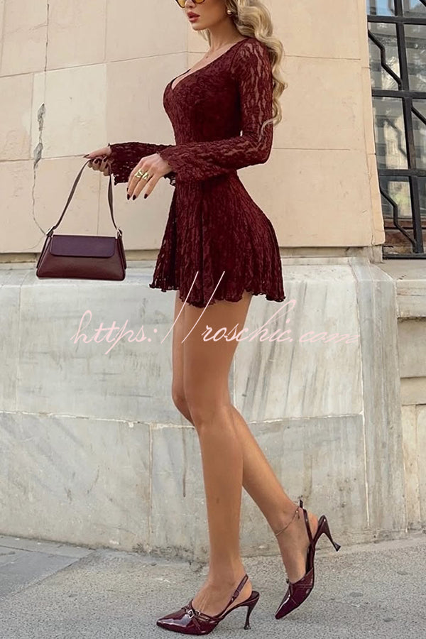 Fashionable Lace Long-sleeved V-neck Slim-fit Mini Dress