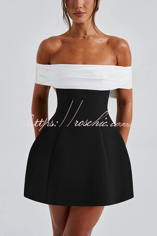 Sexy Contrast Off-the-shoulder Bow-embellished Mini Dress