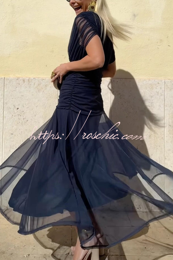 Unique Printed V-Neck Waisted Mesh Holiday Maxi Dress