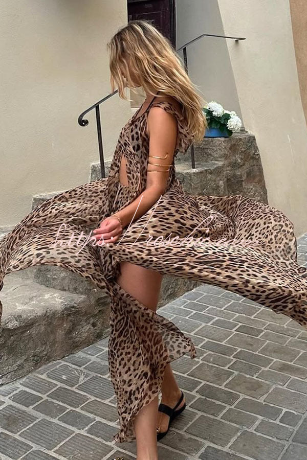 Immerse Vacation Leopard Tie-up Slit Midi Top and Elastic Waist Short –  roschic