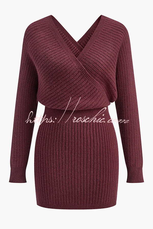 Solid Color Crossover V-neck Long-sleeved Fitted Waist Knit Mini Dress